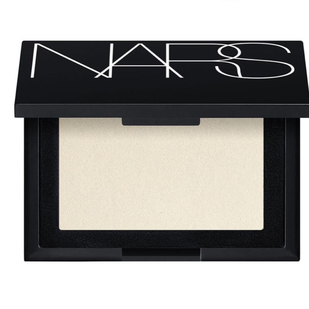 🌈NARS Highlighting Powder shade Albatross